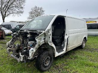 Salvage car Volkswagen Transporter 2.0 TDI L2 FRIGO / KOELWAGEN / KULLER, DIEFSTALSCHADE 2021/12