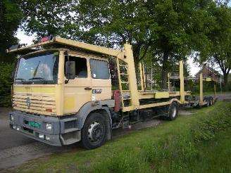skadebil vrachtwagen Renault G 300 mana er cartransporter incl trail 1996/9