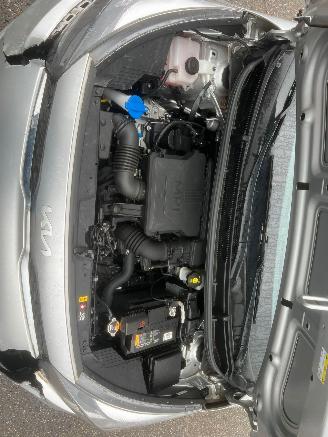 Ford C-Max 1.5 AUTOMAAT Titanium BJ 2016 137718 KM picture 9