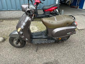Vaurioauto  scooters Overige  TIANYING TY50QT-C 8572 2015/7