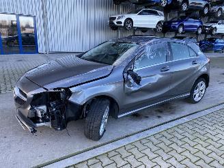 rozbiórka samochody osobowe Mercedes A-klasse  2018/1