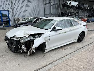 Damaged car BMW 4-serie M4 Cabriolet 2016/6
