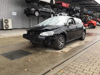 damaged commercial vehicles Volkswagen Golf VII 1.4 TSI 2017/1