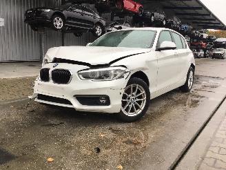 škoda dodávky BMW 1-serie 118i 2017/8
