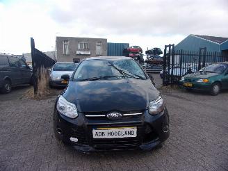 Ford Focus III Hatchback 1.6 TDCi 115 (T1DB(Euro 5)) [85kW] picture 1