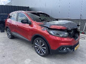 uszkodzony samochody osobowe Renault Kadjar 1.2 TCe Bose 2016/3