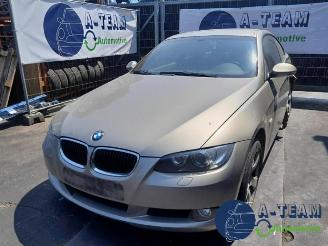 uszkodzony samochody osobowe BMW 3-serie 3 serie (E92), Coupe, 2005 / 2013 320i 16V 2008/7