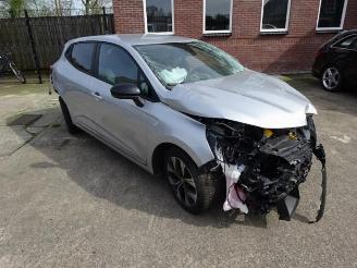 Voiture accidenté Renault Clio Clio V (RJAB), Hatchback 5-drs, 2019 1.0 TCe 90 12V 2023/10