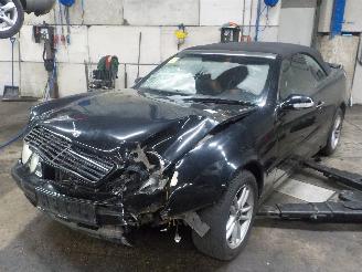 demontáž osobní automobily Mercedes CLK CLK (R208) Cabrio 2.0 200 16V (M111.945) [100kW]  (03-1998/03-2002) 2000/1