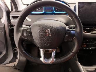 Peugeot 208 208 I (CA/CC/CK/CL) Hatchback 1.2 Vti 12V PureTech 82 (EB2F(HMZ)) [60k=
W]  (03-2012/12-2019) picture 14