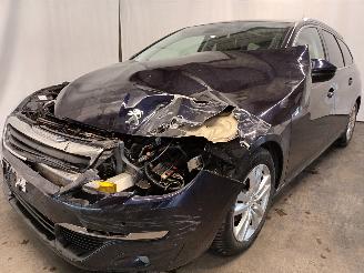 uszkodzony samochody osobowe Peugeot 308 308 SW (L4/L9/LC/LJ/LR) Combi 5-drs 1.6 BlueHDi 120 (DV6FC(BHZ)) [88kW=
]  (03-2014/12-2021) 2015/10