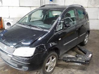 Damaged car Fiat Idea Idea (350AX) MPV 1.4 16V (Euro 5) [70kW]  (01-2004/12-2012) 2007