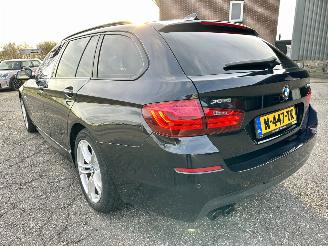 BMW 5-serie gereserveerd 520XD 190pk 8-traps aut M-Sport Ed High Exe - 4x4 aandrijving - softclose - head up - xenon - 360camera - line assist - 162dkm - keyless entry + start picture 5