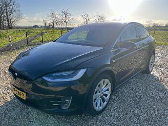Vaurioauto  passenger cars Tesla Model X 90D Base 6persoons/autopilot/volleder/nap 2017/9