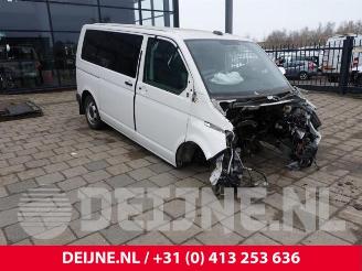 Voiture accidenté Volkswagen Transporter Transporter T6, Van, 2015 2.0 TDI 199 2020/9