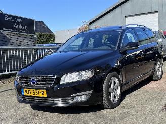 Volvo V-70 2.0 D4 Xenon Leer AUTOMAAT picture 1
