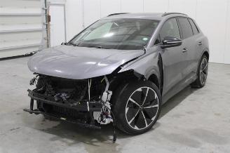 skadebil auto Audi Q4  2022/10
