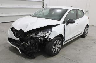 uszkodzony samochody osobowe Renault Clio  2023/3