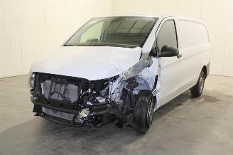 Coche accidentado Mercedes Vito  2021/2