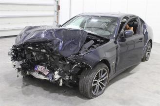 Coche accidentado BMW 5-serie 520 2021/4