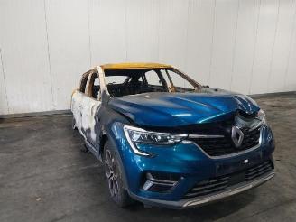uszkodzony samochody osobowe Renault Arkana Arkana (RJLL), SUV, 2020 1.3 TCe 140 16V 2022/5