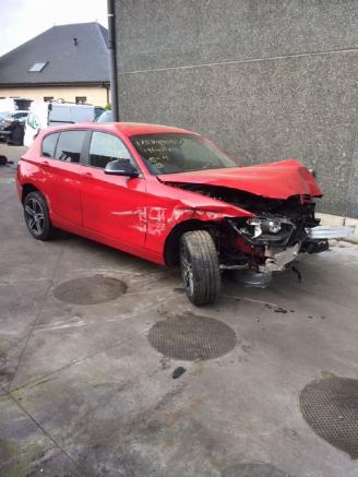 damaged passenger cars BMW 1-serie 116i  F20 2014/1