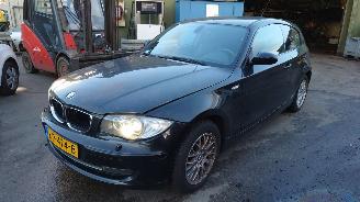 škoda osobní automobily BMW 1-serie E81 2008 318i N43B20A Zwart 475 onderdelen 2008/9