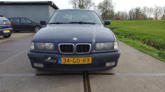 Autoverwertung BMW 3-serie 3 serie Compact (E36/5) Hatchback 316i (M43-B19(194E1)) [77kW]  (12-1998/08-2000) 2000/9