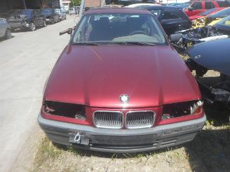 Damaged car BMW 3-serie e 36 316i 1992/1