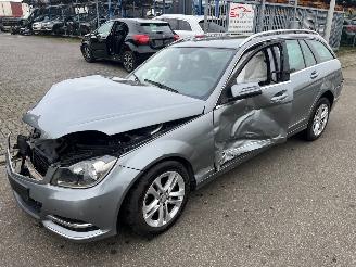 škoda osobní automobily Mercedes E-klasse  2010/1