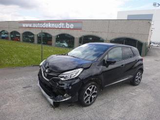 Avarii autoturisme Renault Captur 0.9 INTENSE 2019/6