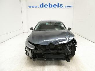 Damaged car Renault Mégane 1.2 IV LIMITED 2018/3