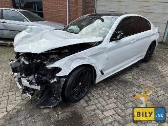 Schadeauto BMW 5-serie  2018/1
