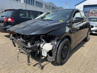 Autoverwertung Volkswagen Polo Polo VI (AW1), Hatchback 5-drs, 2017 1.0 MPI 12V 2021/11