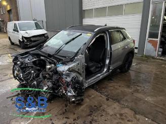 damaged passenger cars Volkswagen T-Roc T-Roc, SUV, 2017 1.5 TSI 16V 2022/9