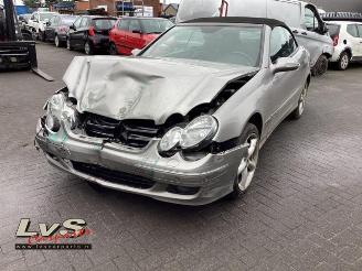 damaged passenger cars Mercedes CLK CLK (R209), Cabrio, 2002 / 2010 1.8 200 K 16V 2008/8