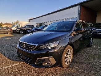 disassembly passenger cars Peugeot 308 SW Allure Pack*Automaat* LED*Navigatie*Camera*ACC*Ambiente 2020/9