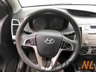 Hyundai I-20 i20, Hatchback, 2008 / 2015 1.4i 16V picture 12