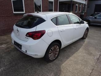 Opel Astra Astra J (PC6/PD6/PE6/PF6), Hatchback 5-drs, 2009 / 2015 2.0 CDTI 16V 160 Ecotec picture 5